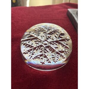 Vtg Glass Snowflake Paperweight Clear Leaded Crystal Holiday Winter Decor